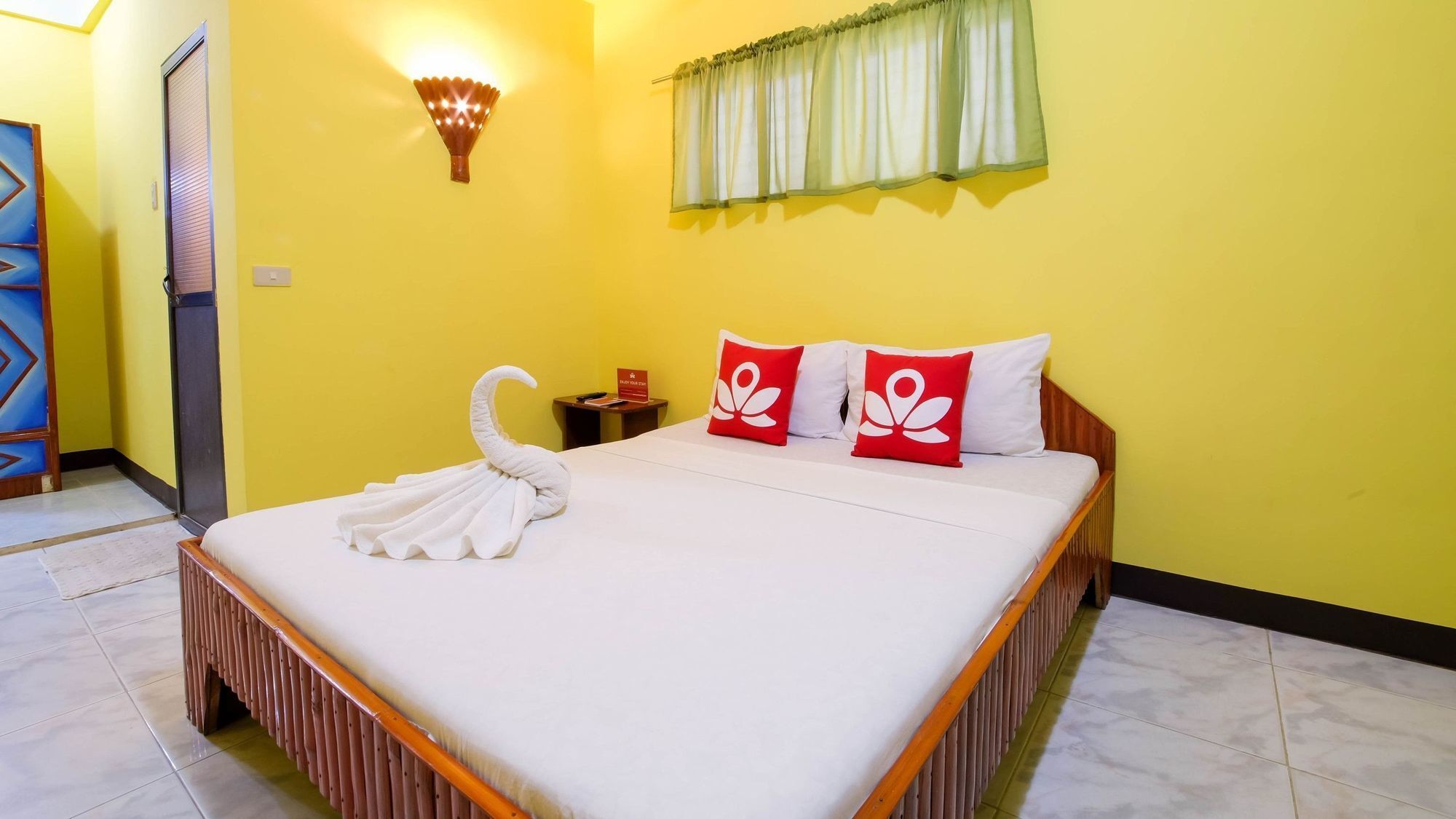 เซน รูม ไวท์ บีช Hotel ปูแอร์โตกาเลรา ภายนอก รูปภาพ